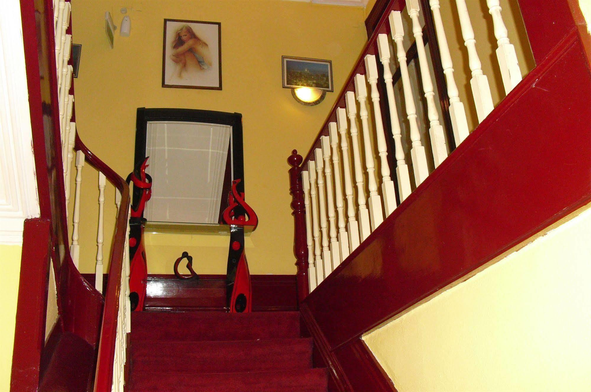 Residencial Sol Da Nave Hotell OOporto Exteriör bild